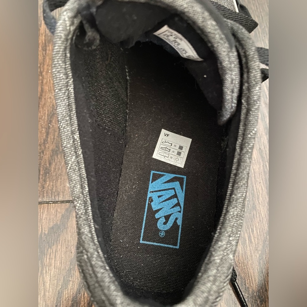 Vans Authentic Shoe - Picture 3 of 4